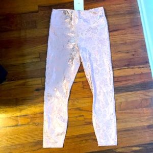 Fabletics High waisted printed Pureluxe 7/8 M 6-8